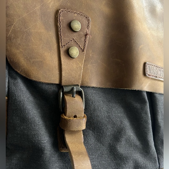 VASCHY CommuniCarry Messenger Bag - Picture 3 of 16